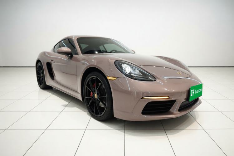 Used Porsche 718 2020 Cayman 2.0T Front Right 45 Deg