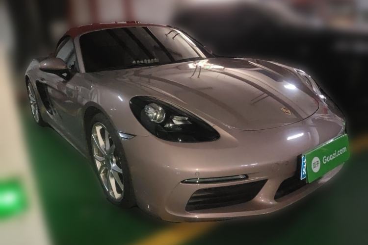 Used Porsche 718 2020 Boxster 2.0T Front Right 45 Deg