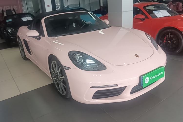 Used Porsche 718 2020 Boxster 2.0T Front Right 45 Deg