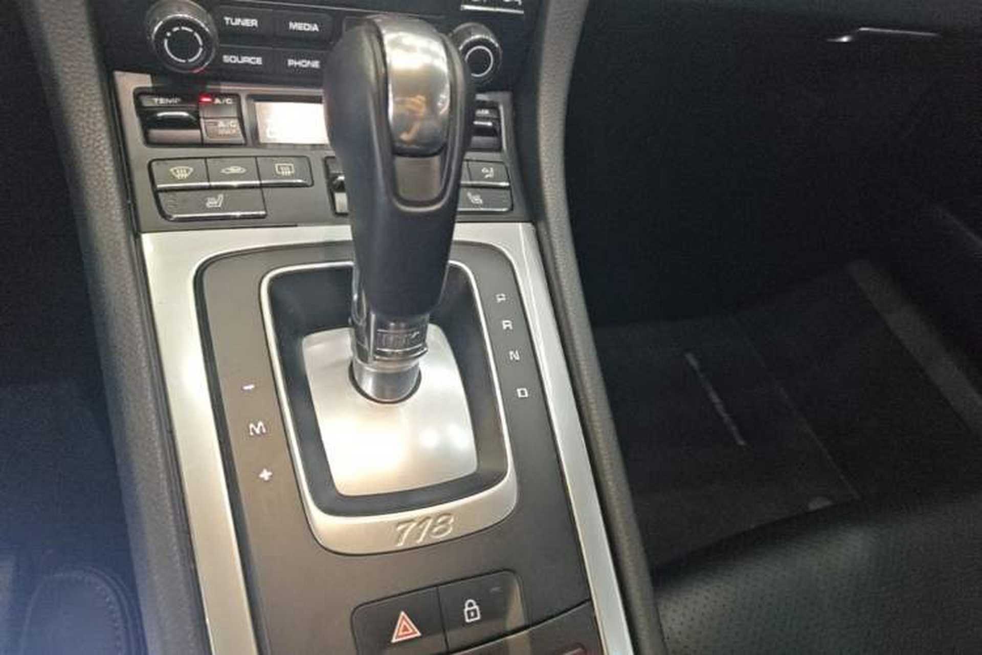 Used Porsche 718 2020 Boxster 2.0T Gear Lever