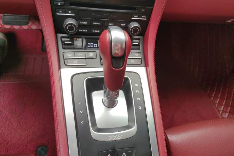 Used Porsche 718 2020 Boxster 2.0T Gear Lever