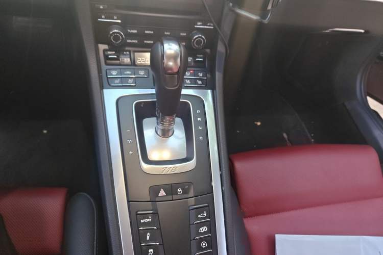 Used Porsche 718 2020 Cayman 2.0T Gear Lever