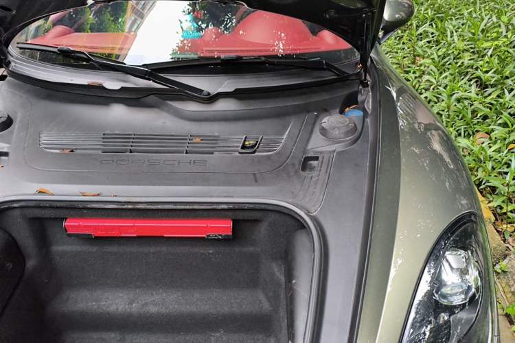 Used Porsche 718 2020 Boxster 2.0T Engine Bay Left
