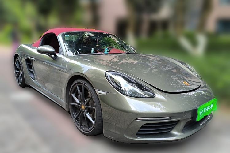 Used Porsche 718 2020 Boxster 2.0T Front Right 45 Deg