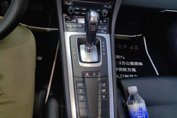 Used Porsche 718 2020 Cayman 2.0T Gear Lever