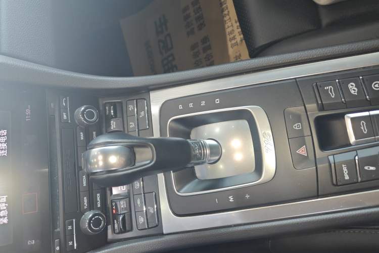 Used Porsche 718 2020 Boxster 2.0T Gear Lever