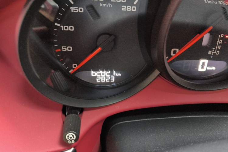 Used Porsche 718 2020 Boxster 2.0T Odometer Close Up