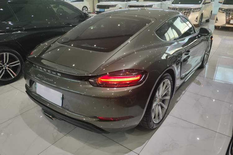 Used Porsche 718 2020 Cayman 2.0T Rear Right 45 Deg