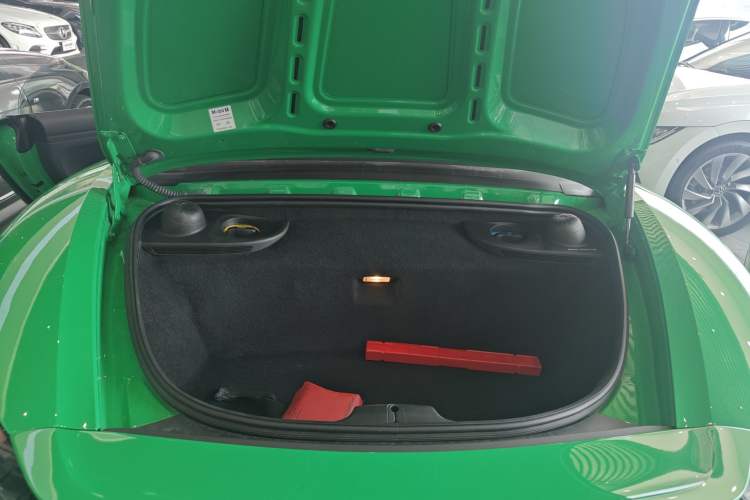 Used Porsche 718 2020 Boxster 2.0T Trunk