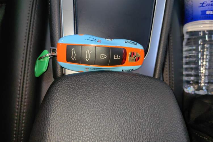 Used Porsche 718 2020 Cayman 2.0T Vehicle Key