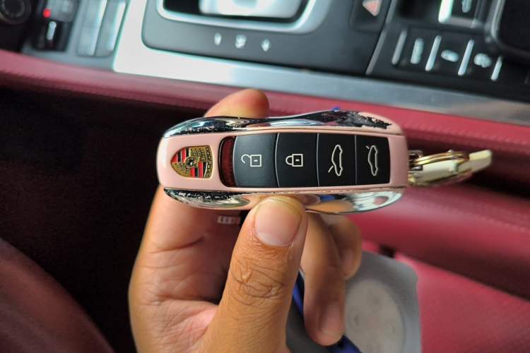 Used Porsche 718 2020 Boxster 2.0T Vehicle Key