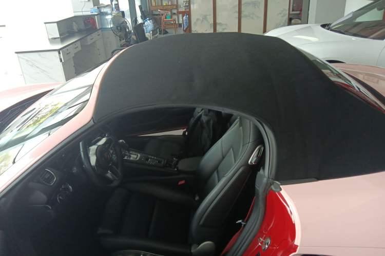 Used Porsche 718 2020 Boxster 2.0T Headliner