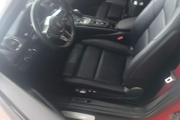 Used Porsche 718 2020 Boxster 2.0T Left Front Seat