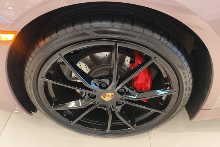 Used Porsche 718 2020 Cayman 2.0T Left Front Wheel Hub
