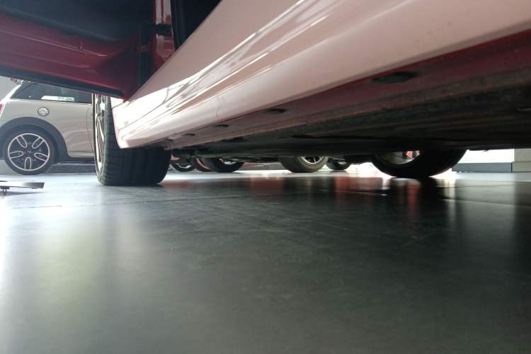 Used Porsche 718 2020 Boxster 2.0T Left Side Sill