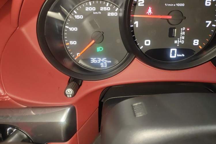 Used Porsche 718 2020 Boxster 2.0T Odometer Close Up