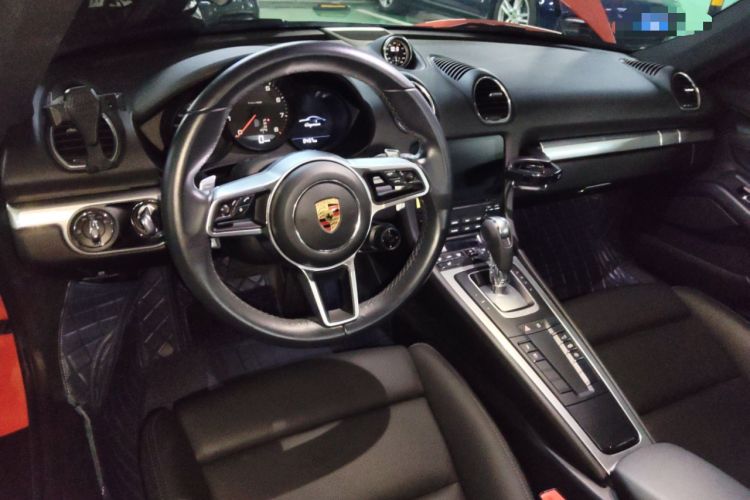 Used Porsche 718 2020 Cayman 2.0T Center Console