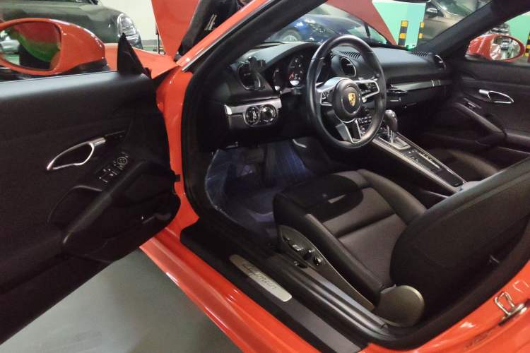 Used Porsche 718 2020 Cayman 2.0T Driver Seat