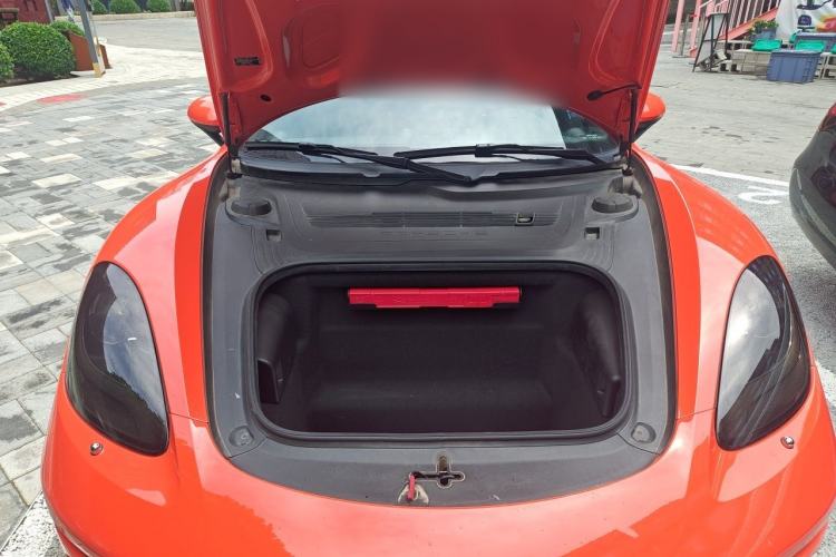 Used Porsche 718 2020 Cayman 2.0T Engine Bay