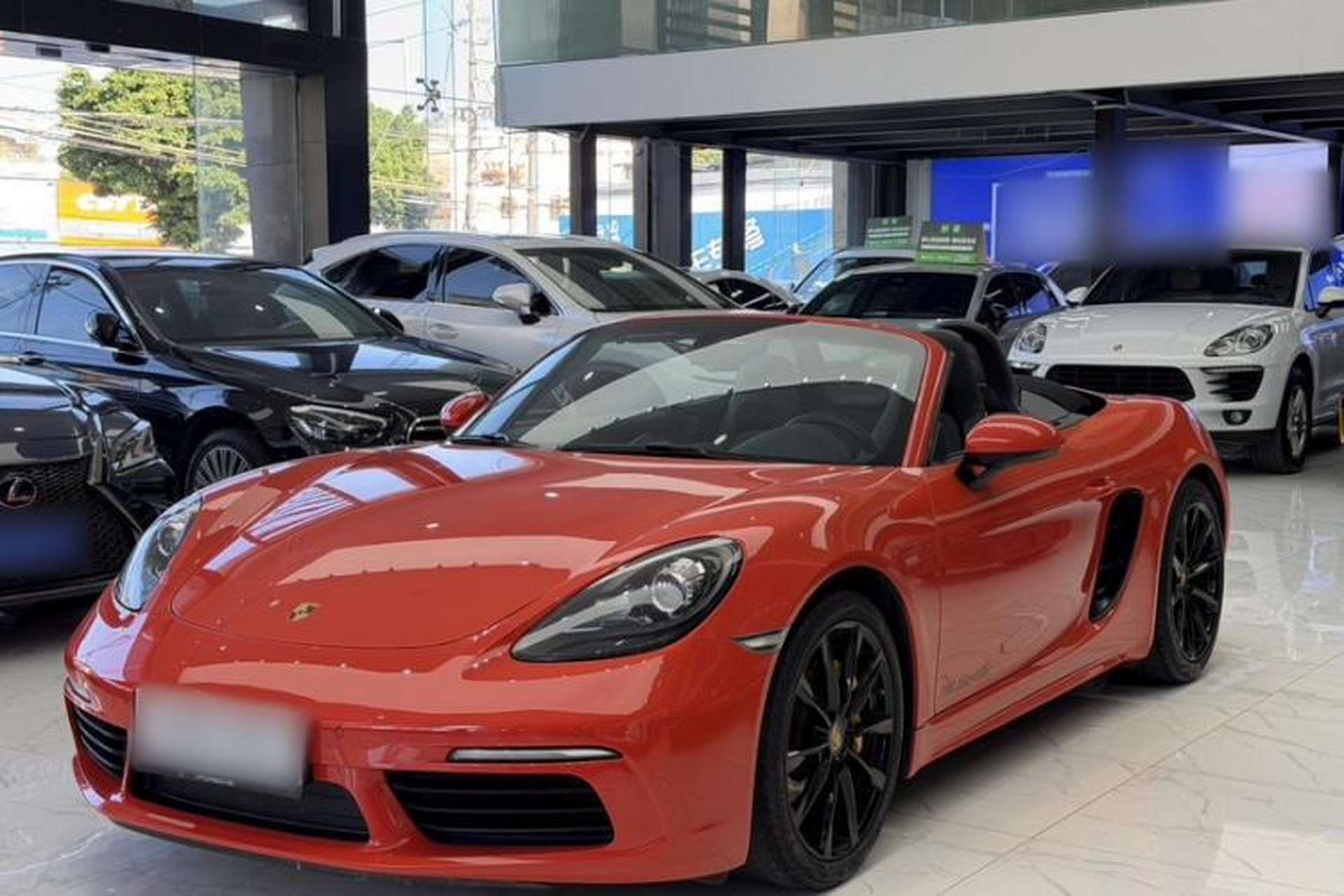 Used Porsche 718 2020 Boxster 2.0T Front Left 45 Deg