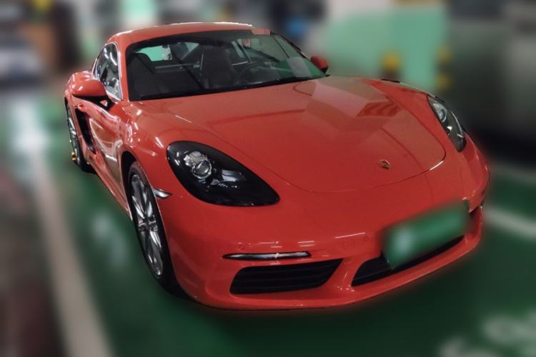 Used Porsche 718 2020 Cayman 2.0T Front Right 45 Deg