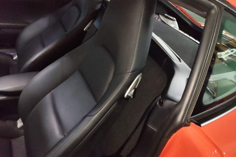 Used Porsche 718 2020 Cayman 2.0T Left Rear Seat