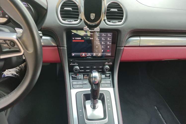 Used Porsche 718 2020 Cayman 2.0T Audio And AC Panel