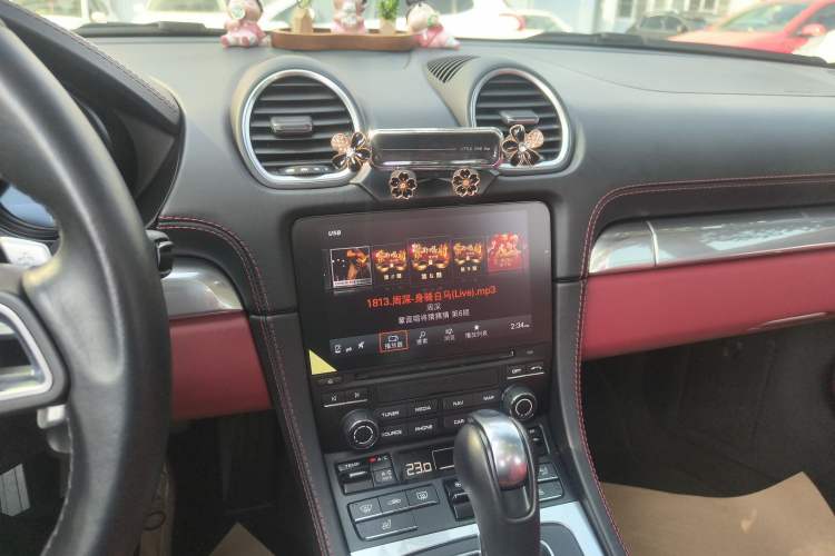 Used Porsche 718 2020 Boxster 2.0T Audio And AC Panel