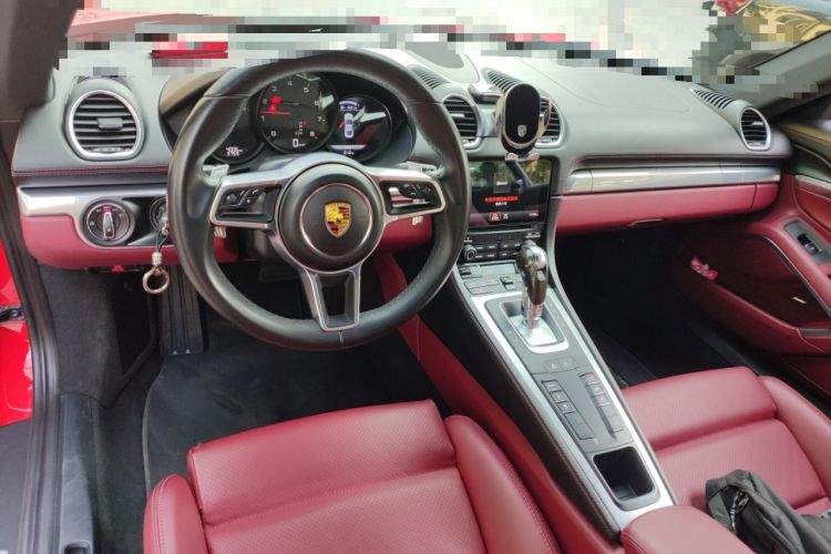 Used Porsche 718 2020 Cayman 2.0T Center Console