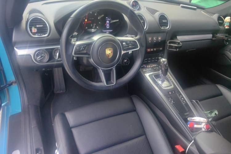 Used Porsche 718 2020 Cayman 2.0T Center Console