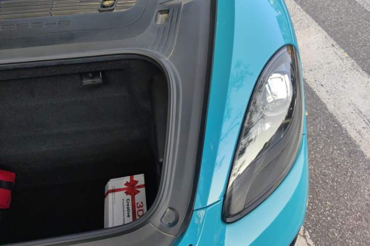 Used Porsche 718 2020 Cayman 2.0T Engine Bay Left