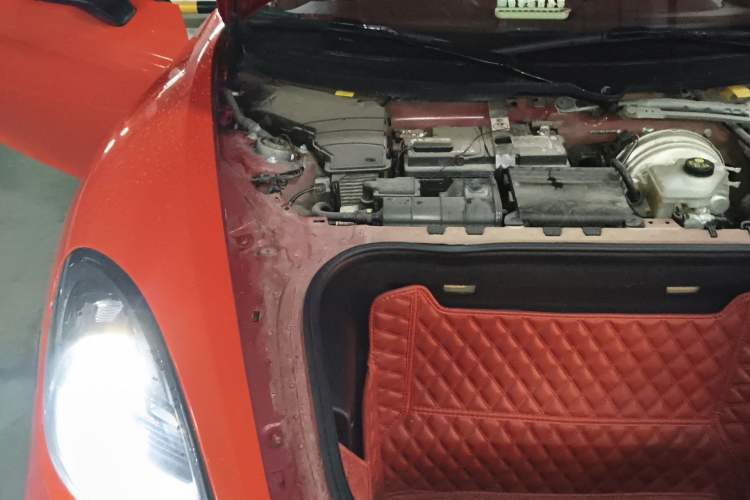 Used Porsche 718 2020 Boxster 2.0T Engine Bay Right