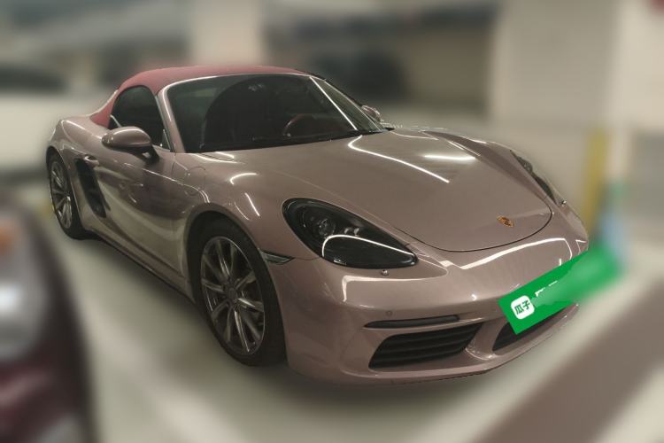 Used Porsche 718 2020 Boxster 2.0T Front Right 45 Deg