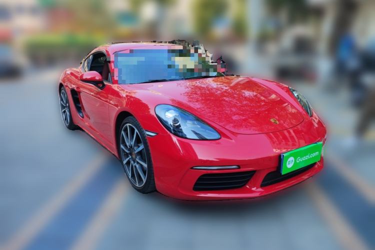 Used Porsche 718 2020 Cayman 2.0T Front Right 45 Deg