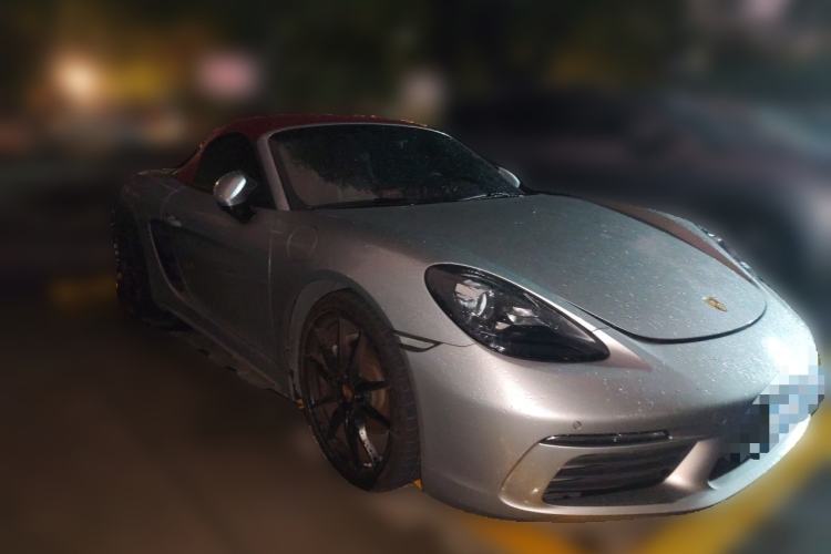 Used Porsche 718 2020 Boxster 2.0T Front Right 45 Deg