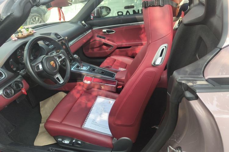 Used Porsche 718 2020 Boxster 2.0T Left Front Seat