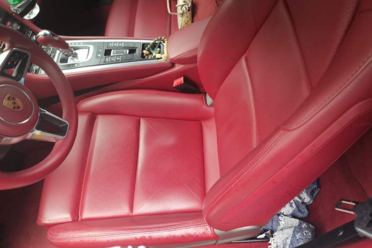 Used Porsche 718 2020 Boxster 2.0T Left Front Seat