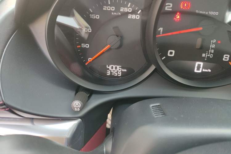 Used Porsche 718 2020 Cayman 2.0T Odometer Close Up