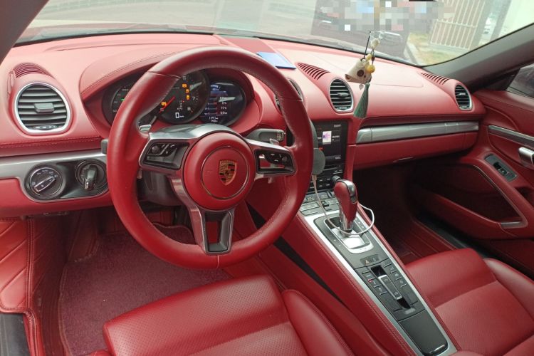 Used Porsche 718 2020 Boxster 2.0T Center Console