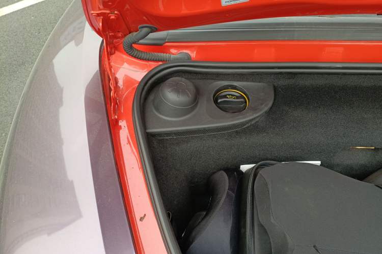 Used Porsche 718 2020 Boxster 2.0T Engine Bay Right