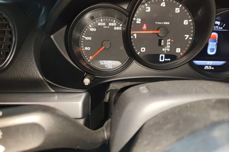 Used Porsche 718 2020 Cayman 2.0T Odometer Close Up