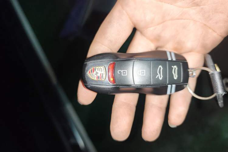 Used Porsche 718 2020 Cayman 2.0T Vehicle Key