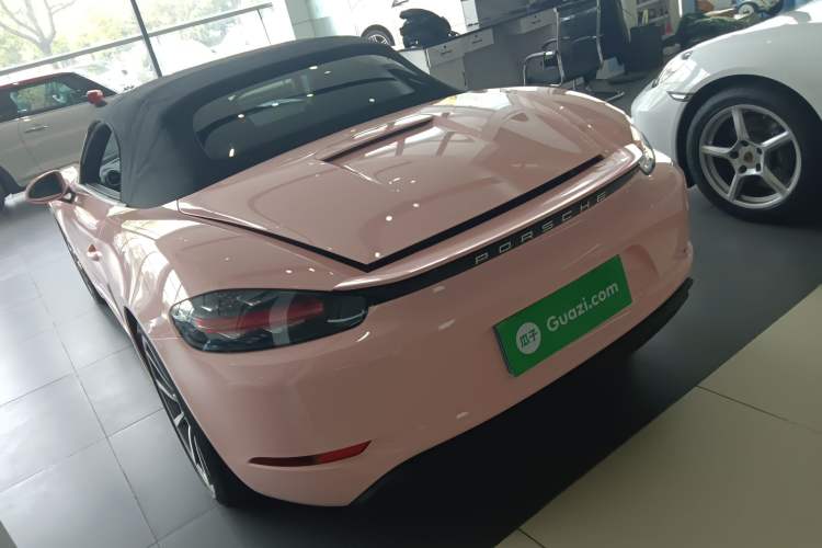 Used Porsche 718 2020 Boxster 2.0T Rear Left 45 Deg