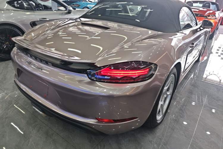 Used Porsche 718 2020 Boxster 2.0T Rear Right 45 Deg