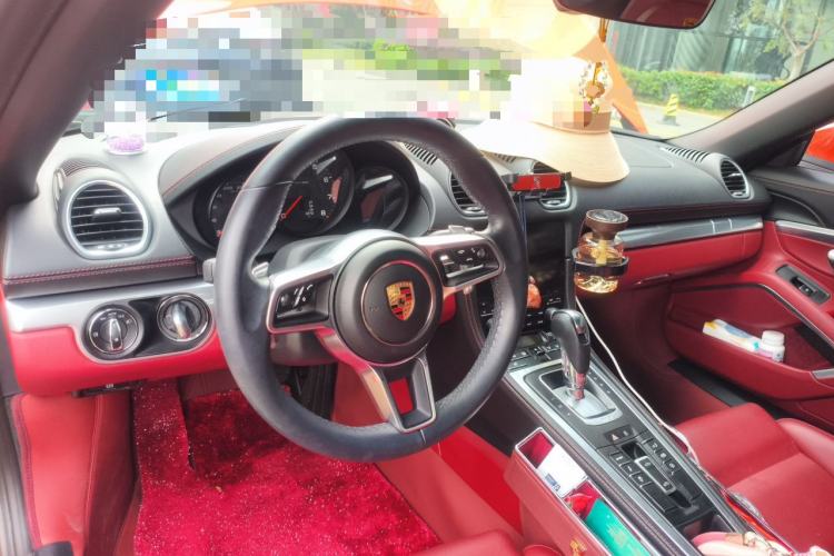 Used Porsche 718 2020 Boxster 2.0T Center Console