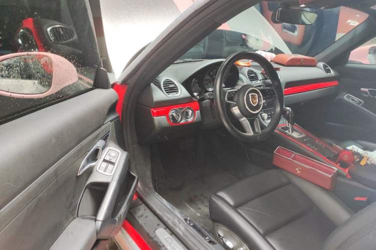 Used Porsche 718 2020 Cayman 2.0T Driver Seat