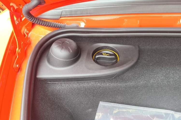 Used Porsche 718 2020 Boxster 2.0T Engine Bay Right