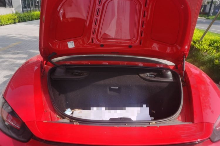 Used Porsche 718 2020 Boxster 2.0T Engine Bay