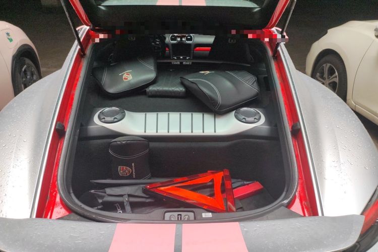 Used Porsche 718 2020 Cayman 2.0T Engine Bay