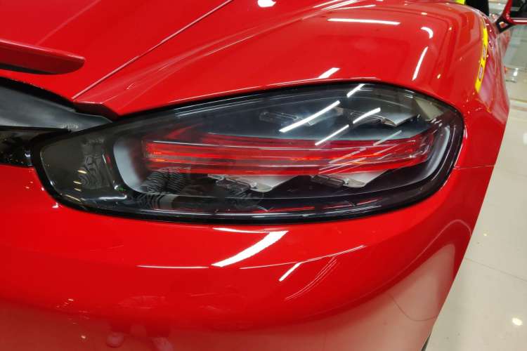 Used Porsche 718 2020 Cayman 2.0T Exterior 6
